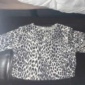 Cheetah print sweater/ top